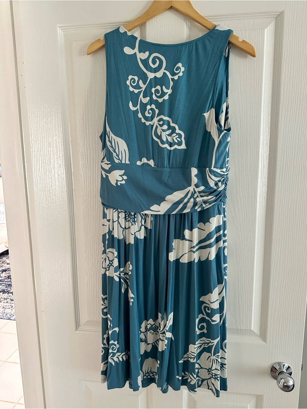 Sleeveless Teal Floral A-line Dress with bra - Picture 2 of 3